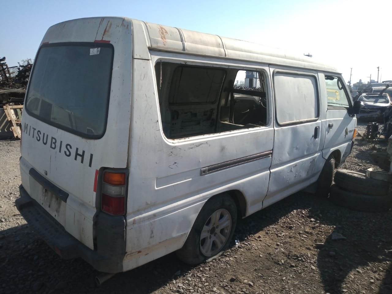 DIFERENCIAL Mitsubishi L300 1999  USADO EN DESARME